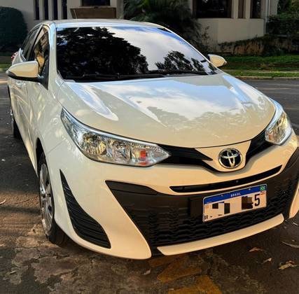 TOYOTA YARIS 1.3 16V FLEX XL LIVE MULTIDRIVE